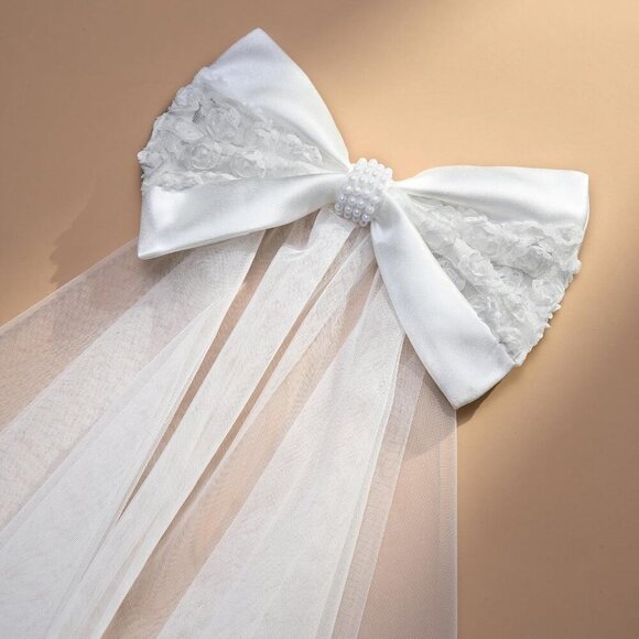 🆕 Women White Clip Bachelorette Party Decorations Pearl Bow Accessories - Picture 4 of 7